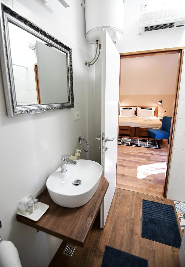Apartmani Zagi Rakovica Exteriör bild